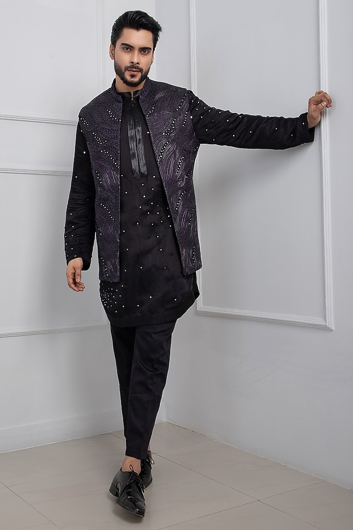 Dark Purple Linen Satin Mirror Embellished Indo-Western Jacket by Smriti by Anju Agarwal Men at Pernia's Pop Up Shop