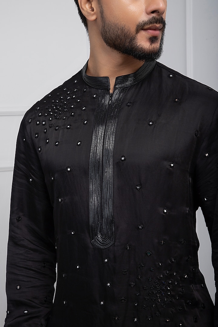 Dark Purple Linen Satin Mirror Embellished Indo-Western Jacket Set by Smriti by Anju Agarwal Men at Pernia's Pop Up Shop