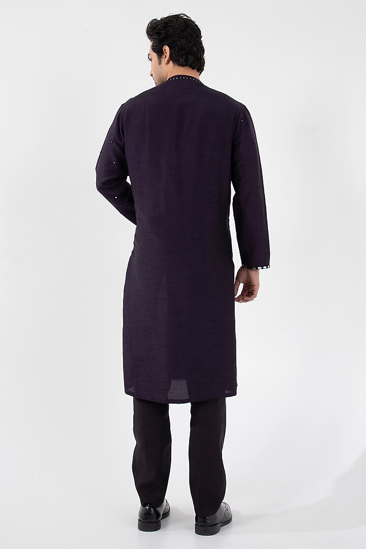 Purple Silk Mulmul Mirror Embroidered Kurta Set by Smriti by Anju Agarwal Men at Pernia's Pop Up Shop