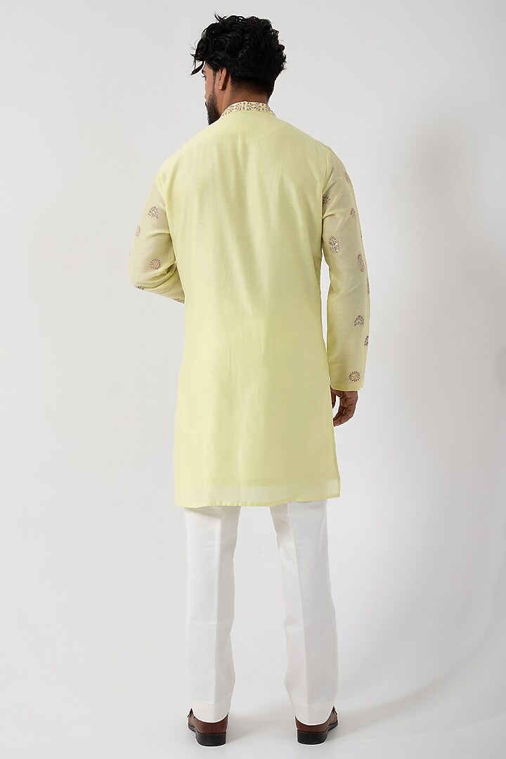 Light Green Silk Mulmul Thread Embroidered Kurta Set by Smriti by Anju Agarwal Men at Pernia's Pop Up Shop