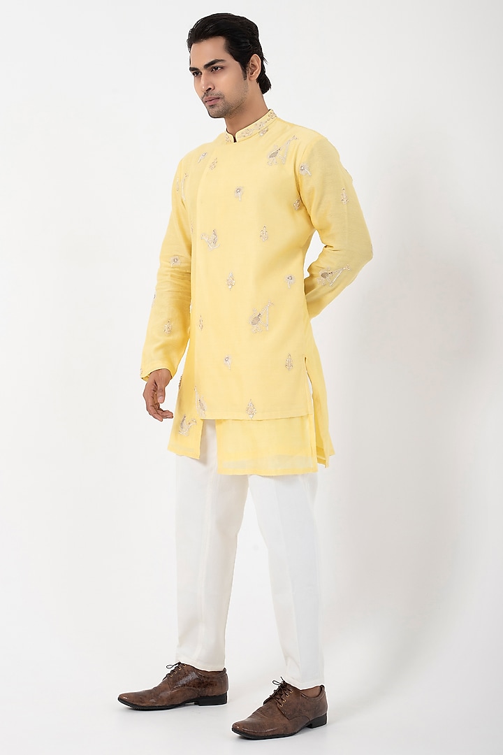 Yellow Chanderi Mulmul Motif Embroidered Kurta Set by Smriti By Anju Agarwal Men at Pernia's Pop Up Shop