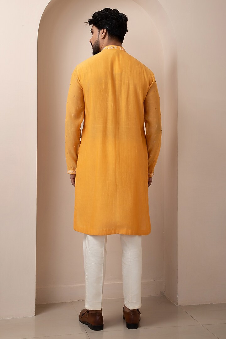 Chrome Yellow Chanderi Embroidered Kurta Set by Smriti by Anju Agarwal Men at Pernia's Pop Up Shop