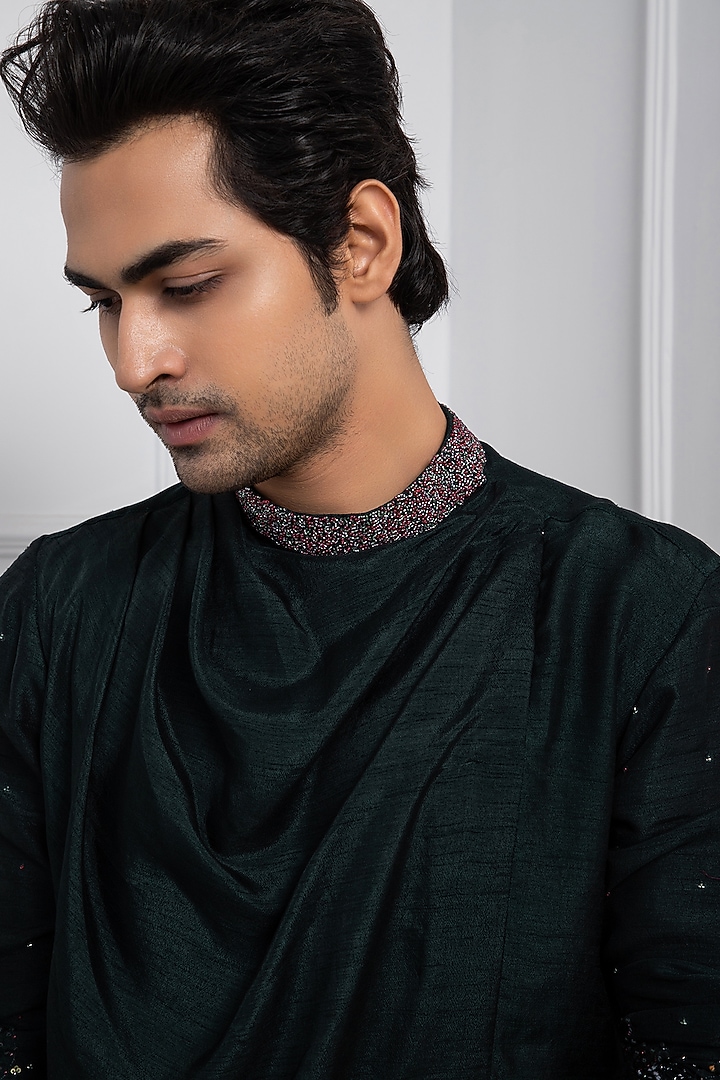 Serene Green Silk Mulmul Hand Embroidered Cowl Kurta Set by Smriti by Anju Agarwal Men at Pernia's Pop Up Shop