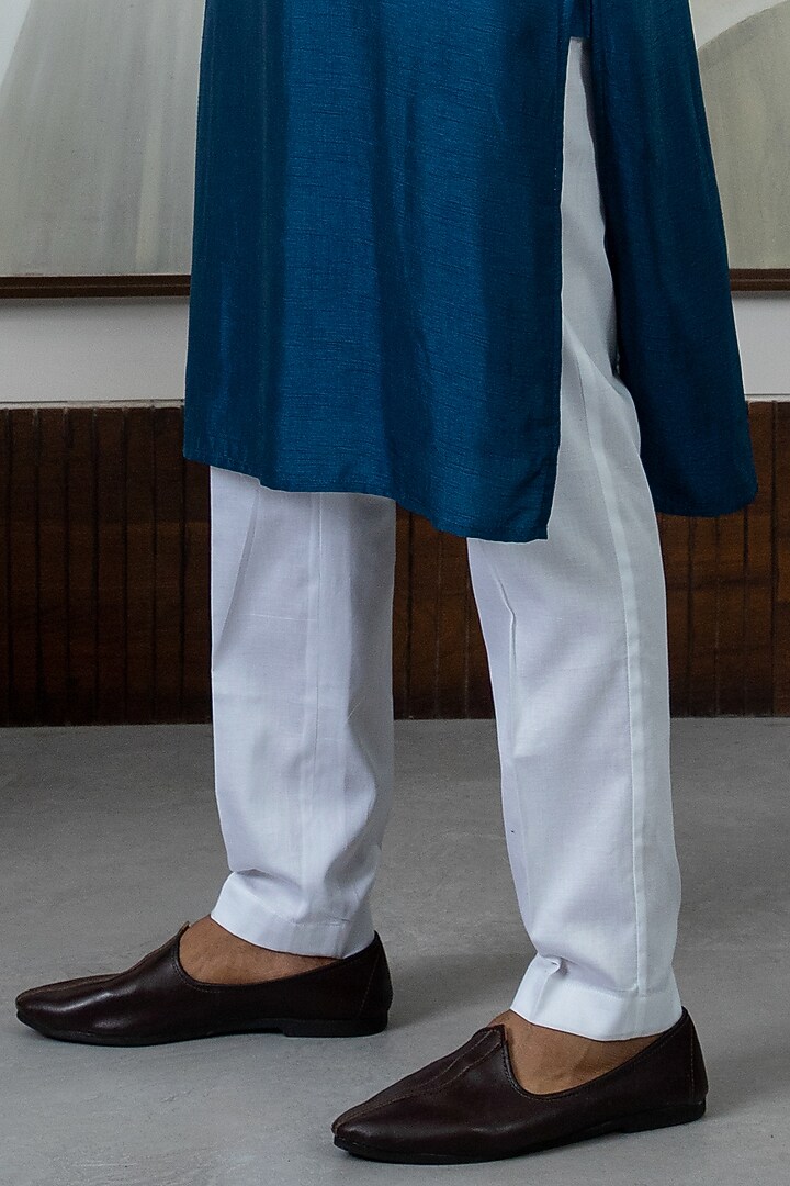 Blue Ombre Silk Embroidered Kurta Set by Smriti By Anju Agarwal Men at Pernia's Pop Up Shop