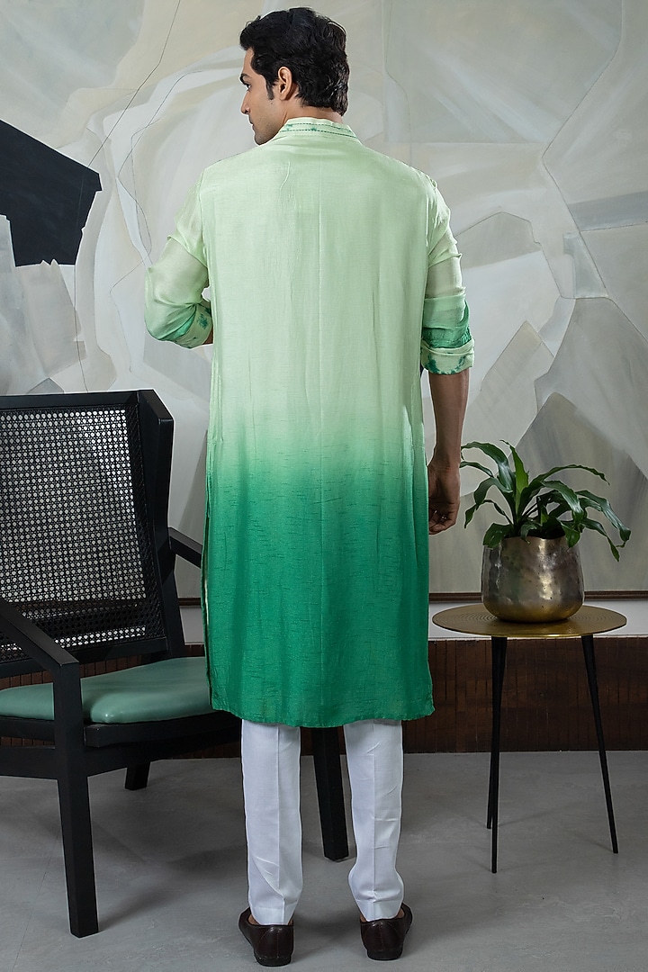 Green Ombre Silk Tie-Dyed Kurta Set by Smriti By Anju Agarwal Men at Pernia's Pop Up Shop
