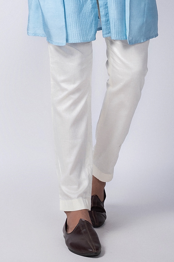 Light Blue Silk Mulmul Pleated Kurta Set by Smriti by Anju Agarwal Men at Pernia's Pop Up Shop