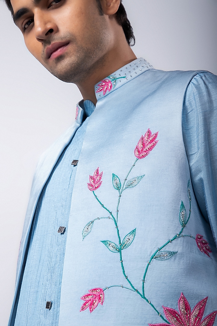 Light Blue Linen Satin Floral Embellished Indo-Western Jacket Set by Smriti by Anju Agarwal Men at Pernia's Pop Up Shop