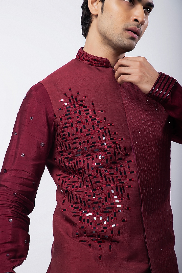 Maroon Silk Cutdana Embroidered Nehru Jacket Set by Smriti by Anju Agarwal Men at Pernia's Pop Up Shop