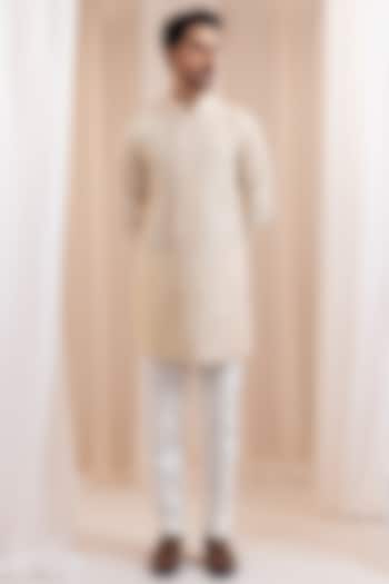 Beige Chanderi Thread Embroidered Overlap Kurta Set by Smriti By Anju Agarwal Men at Pernia's Pop Up Shop
