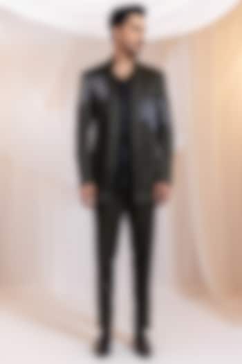 Hunter Green Linen Satin Crystal Embellished Blazer Set by Smriti By Anju Agarwal Men at Pernia's Pop Up Shop