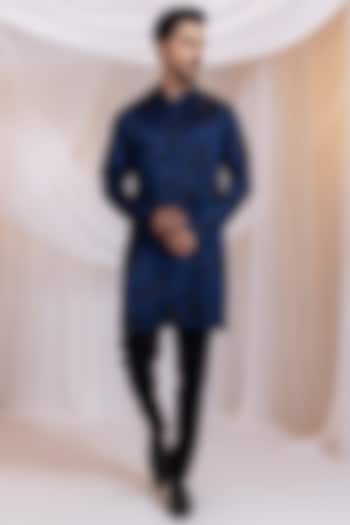 Navy Blue-Black Linen Satin Hand Embroidered Kurta by Smriti By Anju Agarwal Men at Pernia's Pop Up Shop