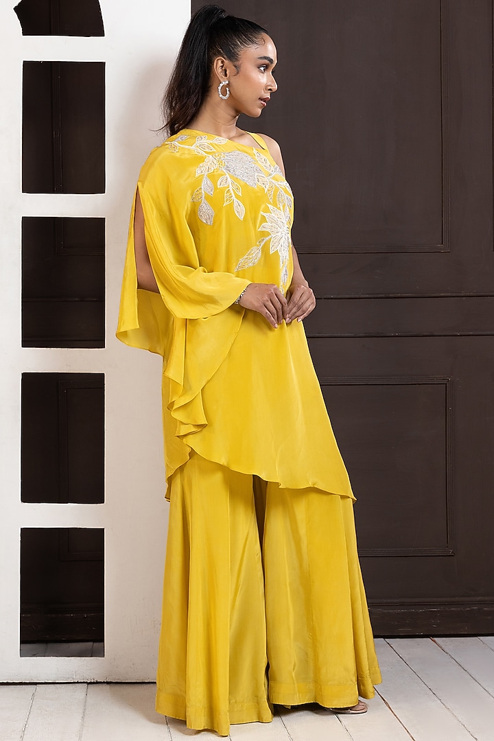 Yellow Crepe Palazzo Pant Set by Smriti by Anju Agarwal at Pernia's Pop Up Shop