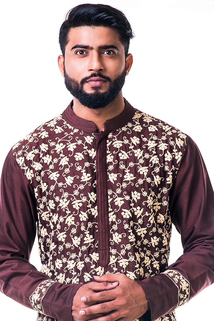 Tobacco Cotton Silk Printed Kurta Set by Smriti By Anju Agarwal Men at Pernia's Pop Up Shop
