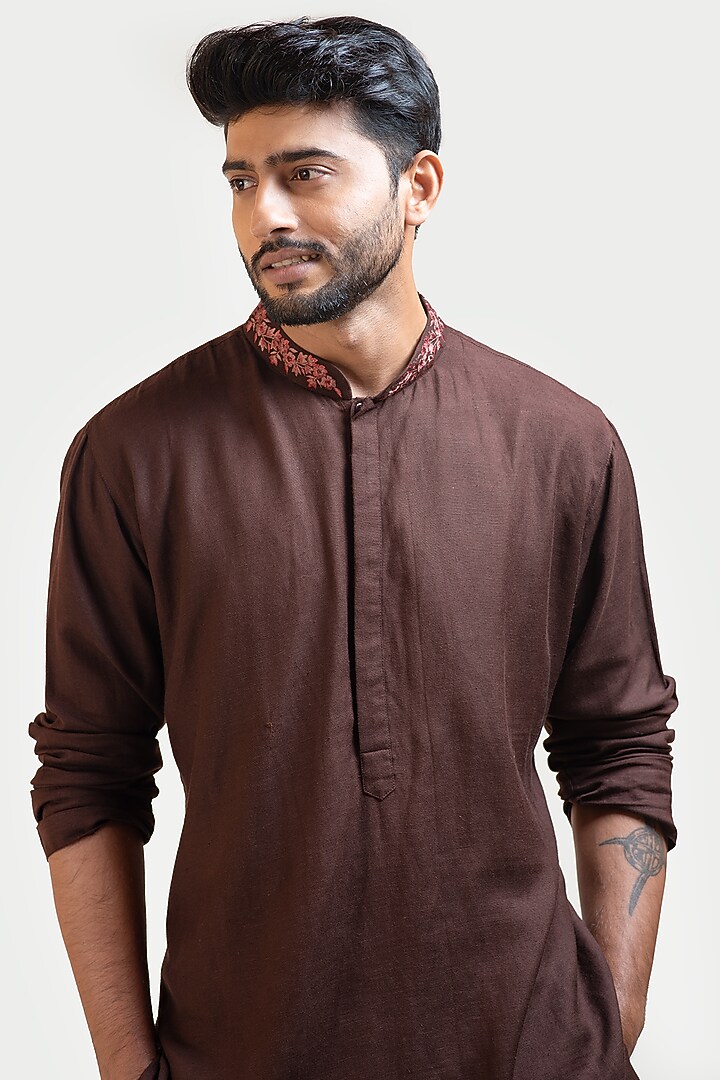 Brown Cotton Khadi Embroidered Kurta Set by Smriti by Anju Agarwal Men at Pernia's Pop Up Shop