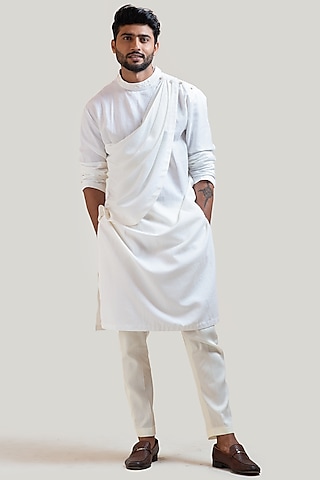 Ivory Embroidered Draped Kurta Set by Smriti by Anju Agarwal Men