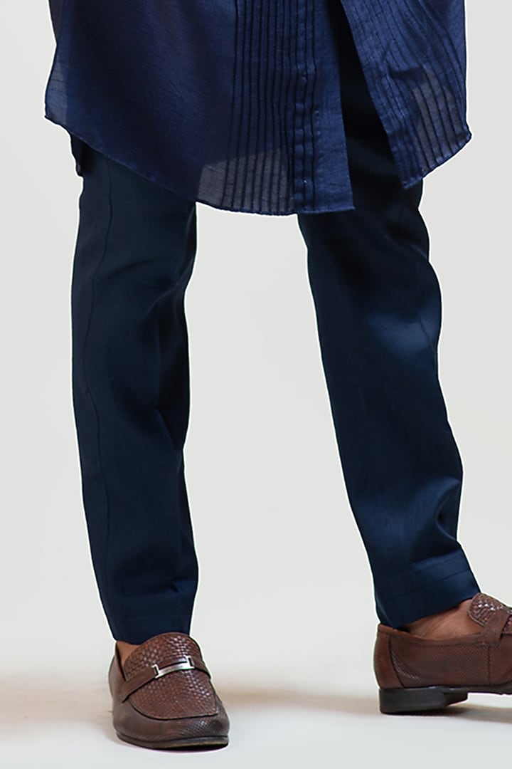 Navy Blue Bamberg Silk Kurta Set by Smriti by Anju Agarwal Men at Pernia's Pop Up Shop