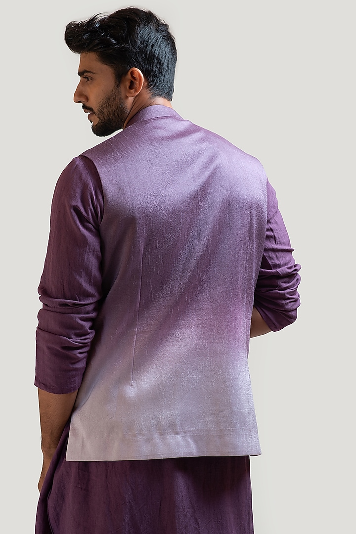 Lavender Ombre Bamberg Silk Embroidered Bundi Jacket Set by Smriti by Anju Agarwal Men at Pernia's Pop Up Shop