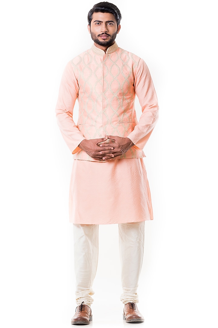 Peach Raw Silk Cord Embroidered Bundi Jacket Set by Smriti By Anju Agarwal Men at Pernia's Pop Up Shop