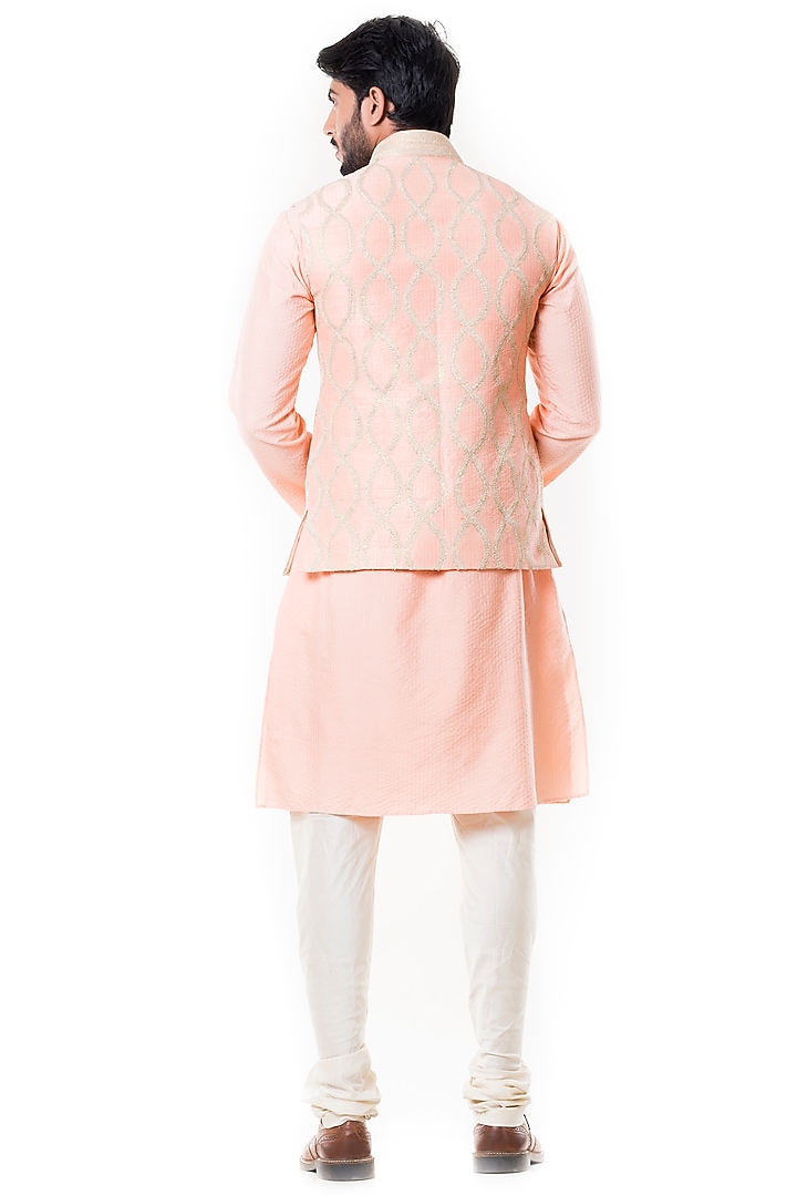 Peach Raw Silk Cord Embroidered Bundi Jacket Set by Smriti By Anju Agarwal Men at Pernia's Pop Up Shop