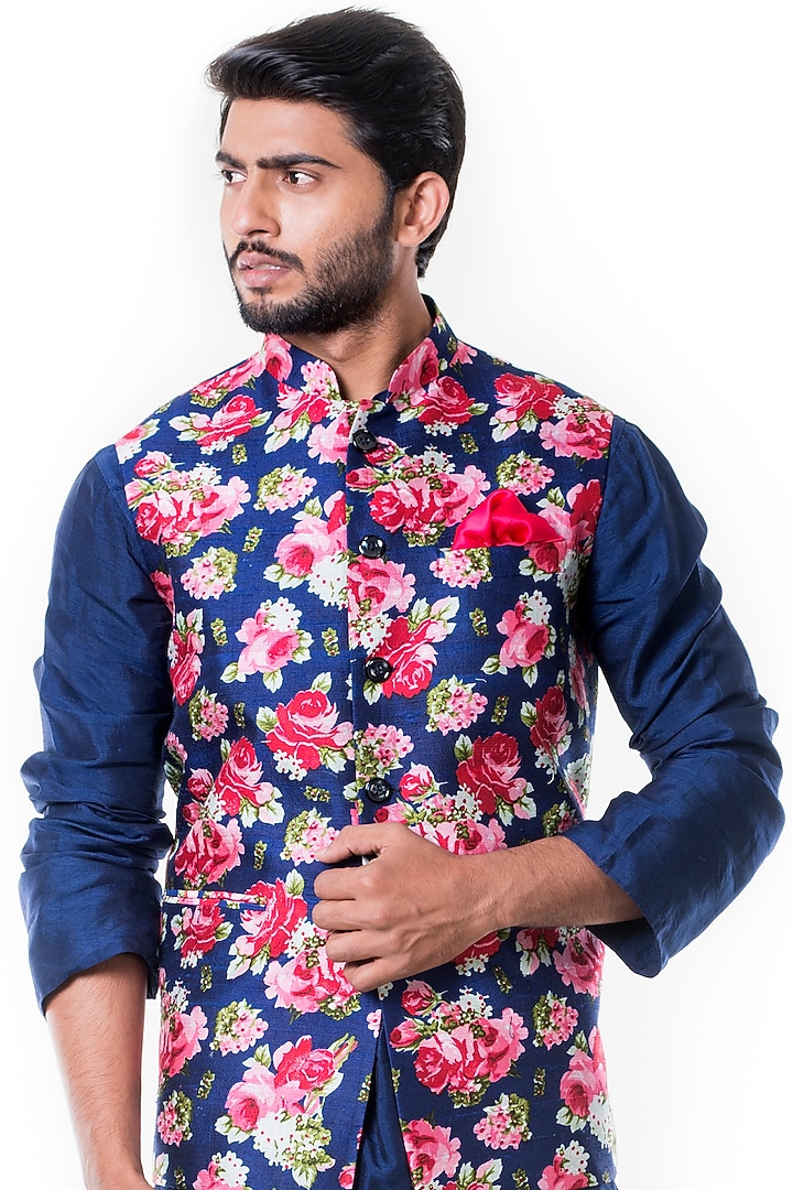 Blue Cowl Kurta Set With Printed Waist Coat by Smriti By Anju Agarwal Men at Pernia's Pop Up Shop