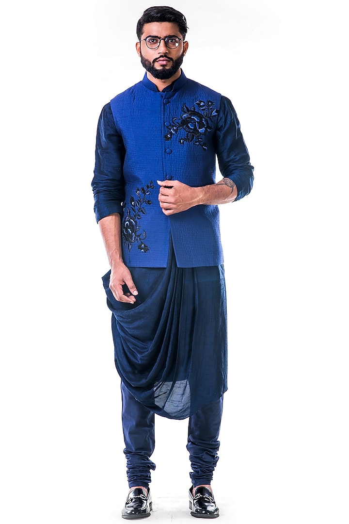 Cobalt Blue Katan Silk Floral Thread Embroidered Quilted Bundi Jacket by Smriti By Anju Agarwal Men at Pernia's Pop Up Shop