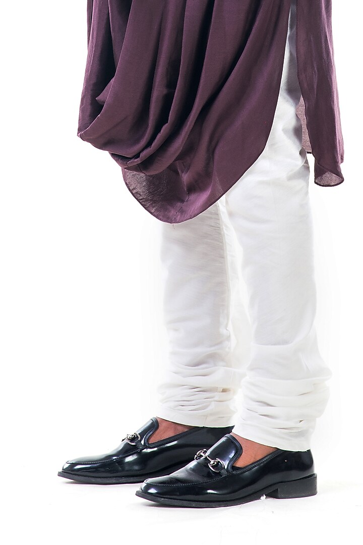 Purple Silk Cowl Kurta Set by Smriti By Anju Agarwal Men at Pernia's Pop Up Shop