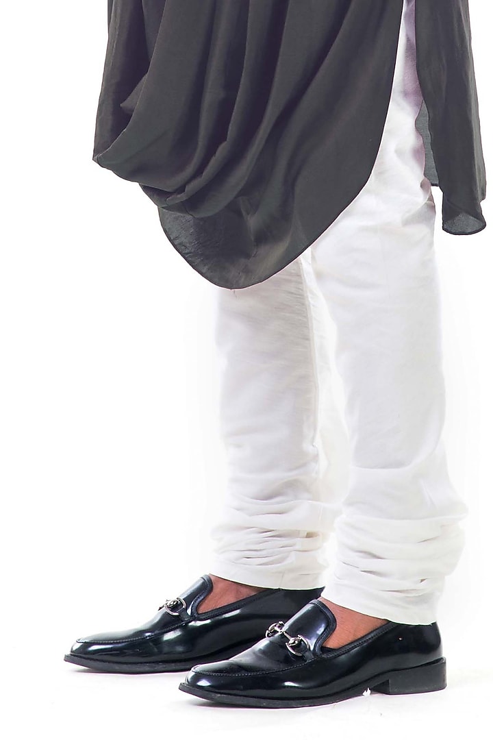 Grey Silk Double Cowled Kurta Set by Smriti By Anju Agarwal Men at Pernia's Pop Up Shop