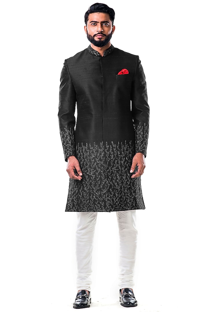 Black Hand Embroidered Sherwani Set by Smriti By Anju Agarwal Men