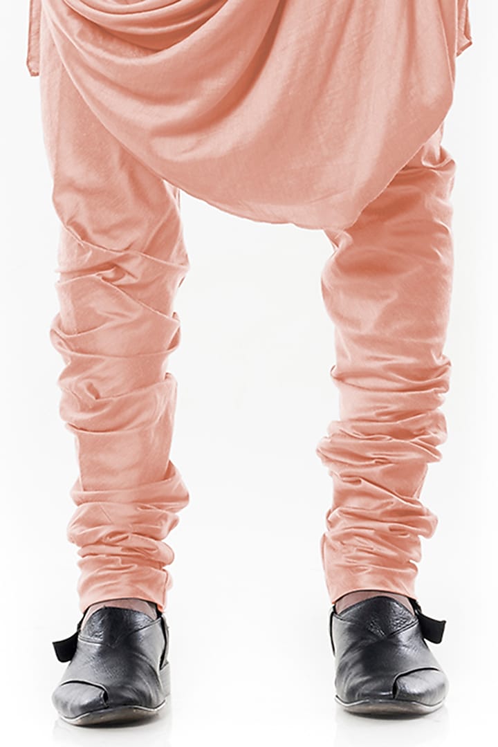 Peach Silk Cowl Kurta Set by Smriti By Anju Agarwal Men at Pernia's Pop Up Shop