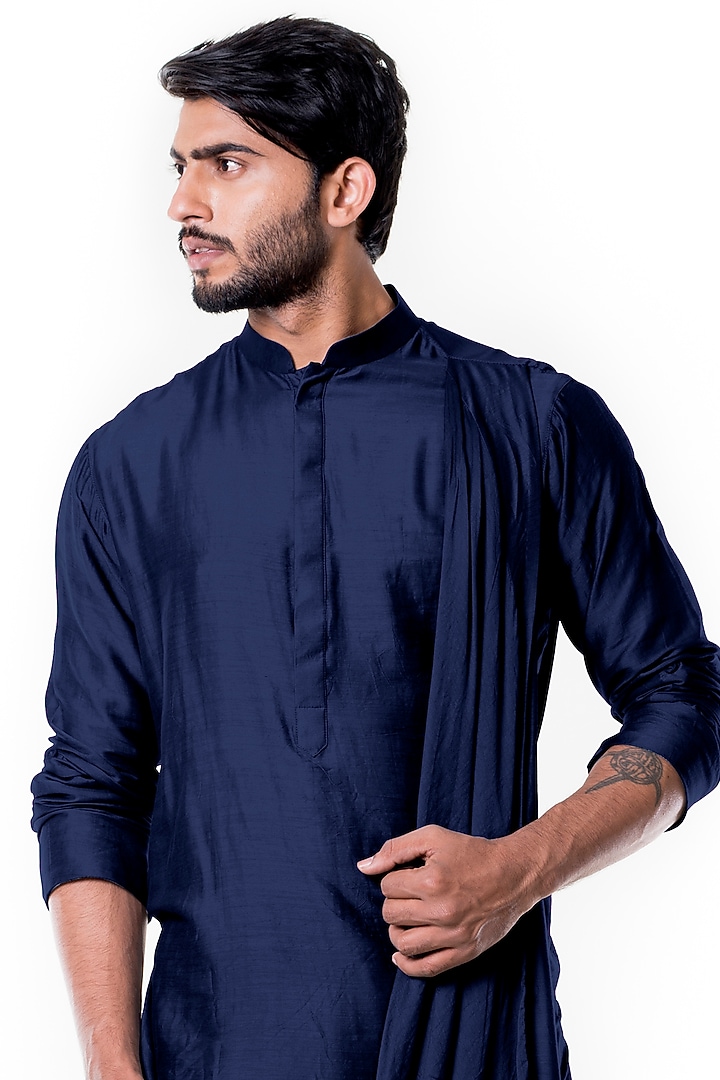 Navy Blue Silk Cowl Kurta Set by Smriti By Anju Agarwal Men at Pernia's Pop Up Shop