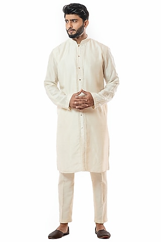 Ivory Hand Embroidered Kurta Set by Smriti By Anju Agarwal Men