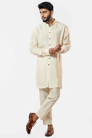 Cream Bamberg Silk Kurta Set by Smriti By Anju Agarwal Men