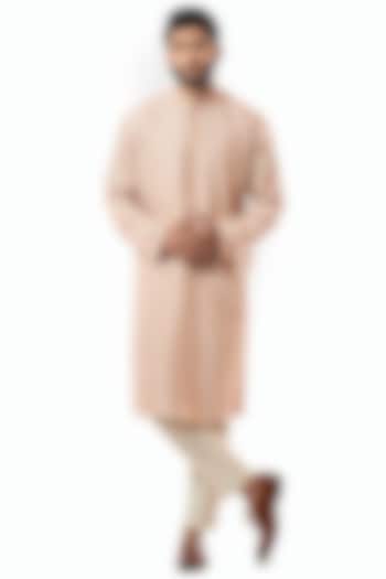 Powder Pink Embroidered Kurta Set by Smriti By Anju Agarwal Men at Pernia's Pop Up Shop