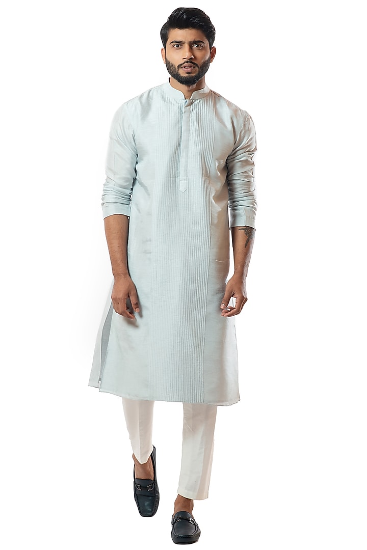 Ice Blue Bamberg Silk Kurta Set by Smriti By Anju Agarwal Men at Pernia's Pop Up Shop