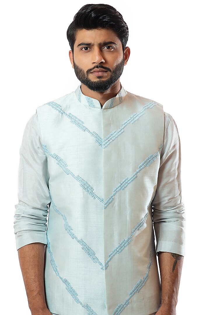 Ice Blue Bamberg Silk Hand Embroidered Bundi Jacket by Smriti By Anju Agarwal Men at Pernia's Pop Up Shop