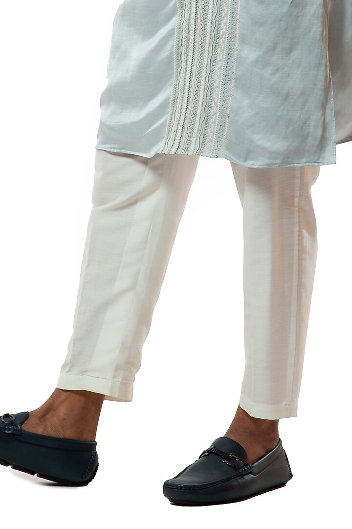 Ice Blue Hand Embroidered Kurta Set by Smriti By Anju Agarwal Men at Pernia's Pop Up Shop
