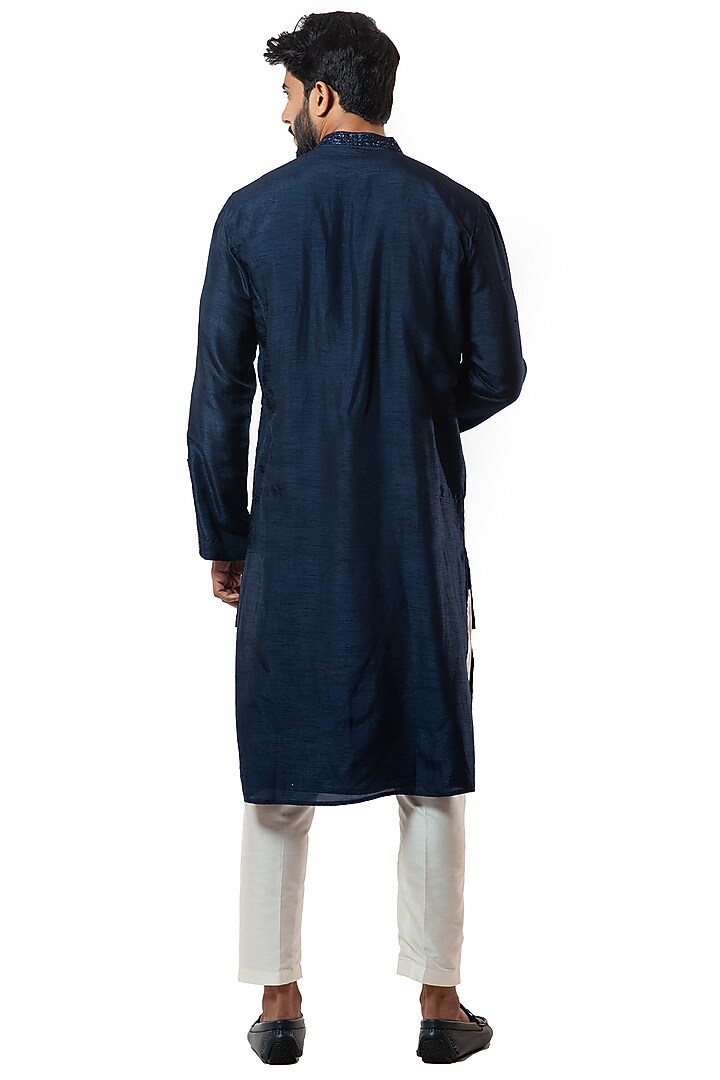 Navy Blue Bam Silk Embroidered Layered Kurta Set by Smriti By Anju Agarwal Men at Pernia's Pop Up Shop