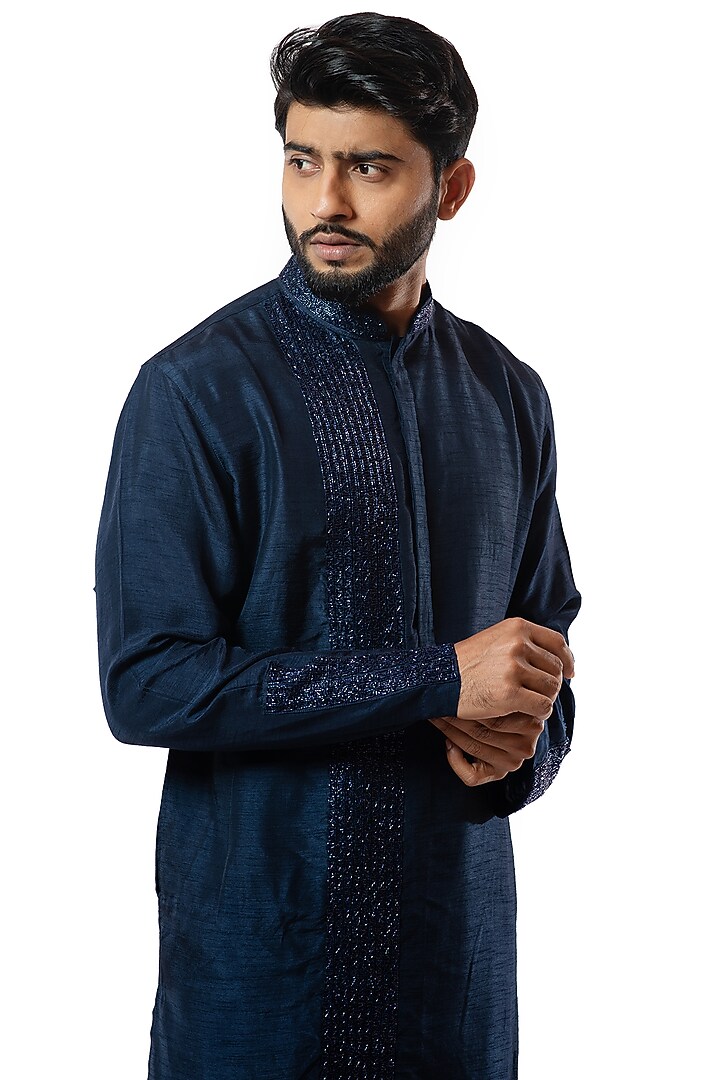Navy Blue Bam Silk Embroidered Layered Kurta Set by Smriti By Anju Agarwal Men at Pernia's Pop Up Shop