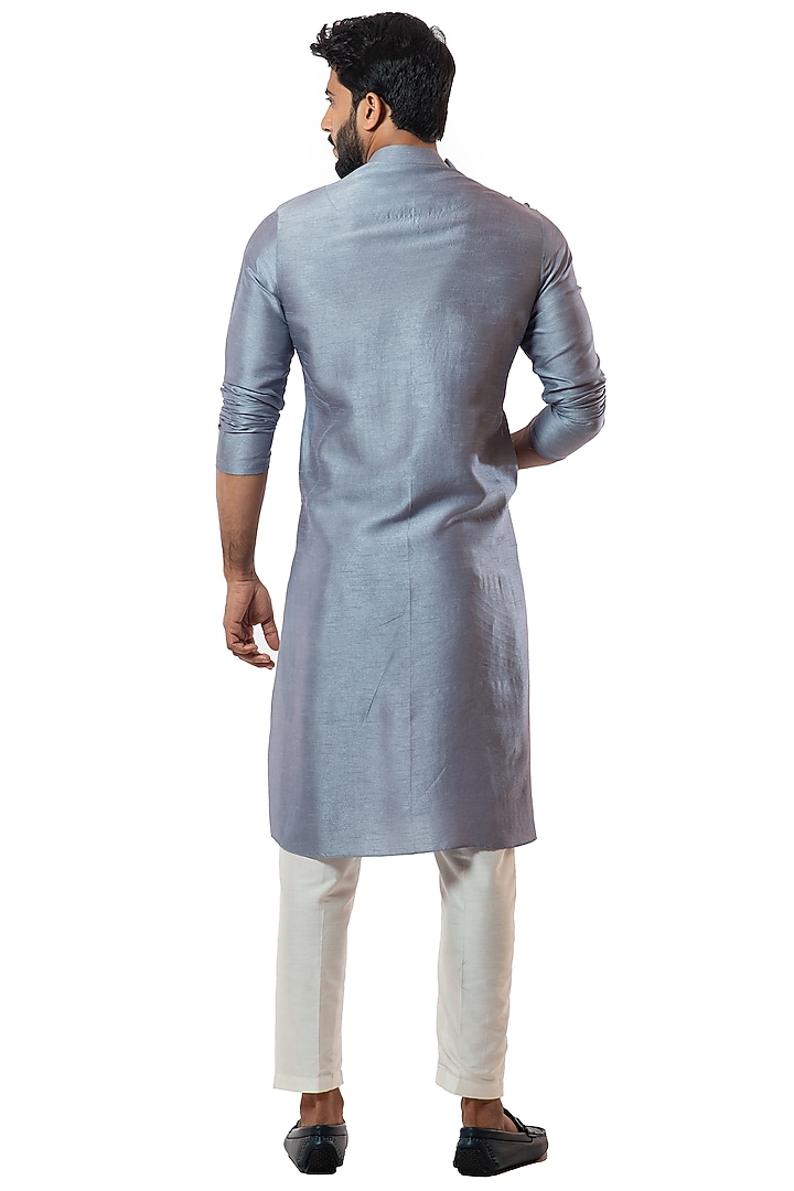 Light Grey Cotton Silk Resham Embroidered Kurta Set by Smriti By Anju Agarwal Men at Pernia's Pop Up Shop