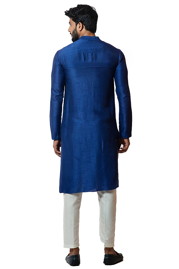 Indigo Bam Silk Draped Kurta Set by Smriti By Anju Agarwal Men at Pernia's Pop Up Shop
