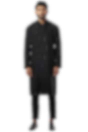 Black Pintucked Embellished Kurta Set by Smriti By Anju Agarwal Men