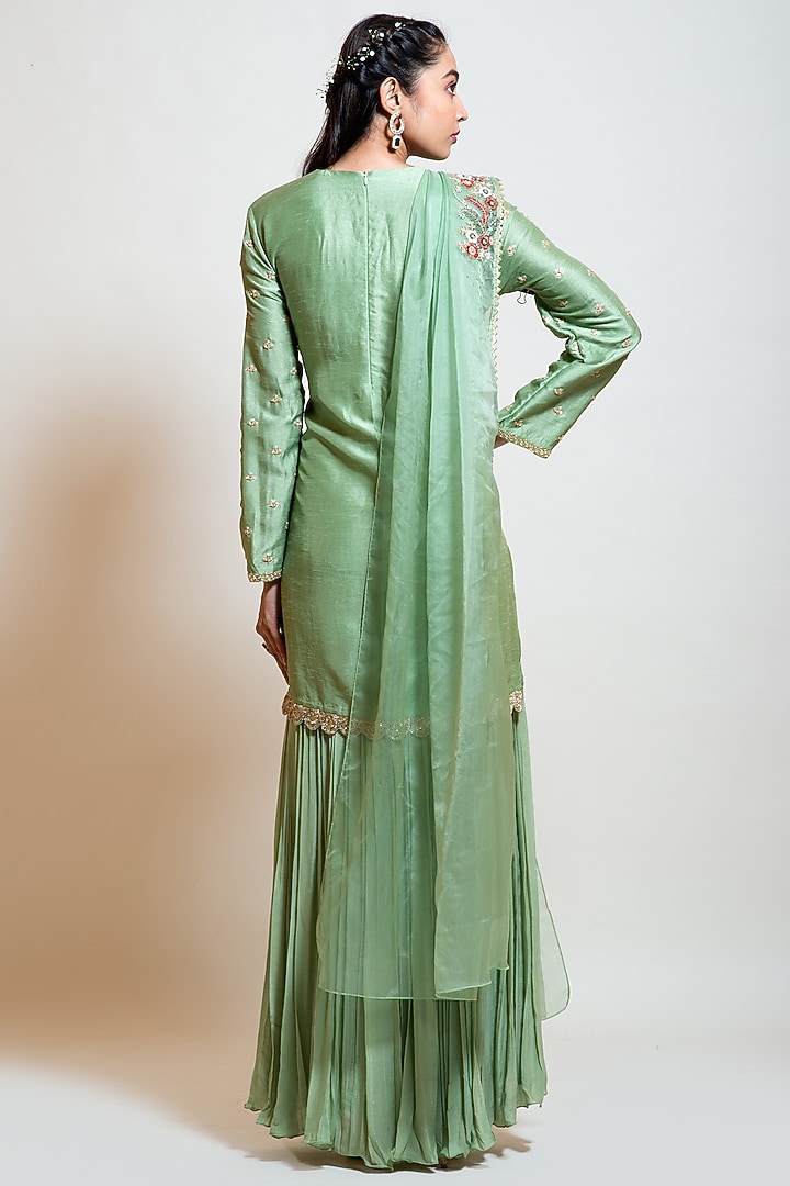 Pista Green Embellished Kurta Set by Smriti by Anju Agarwal at Pernia's Pop Up Shop
