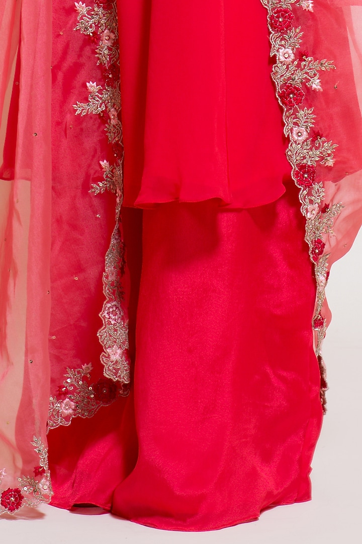 Coral Crepe Kurta Set by Smriti by Anju Agarwal at Pernia's Pop Up Shop