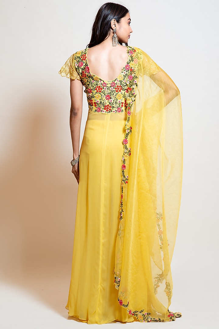 Light Yellow Georgette Embroidered Kurta Set by Smriti by Anju Agarwal at Pernia's Pop Up Shop
