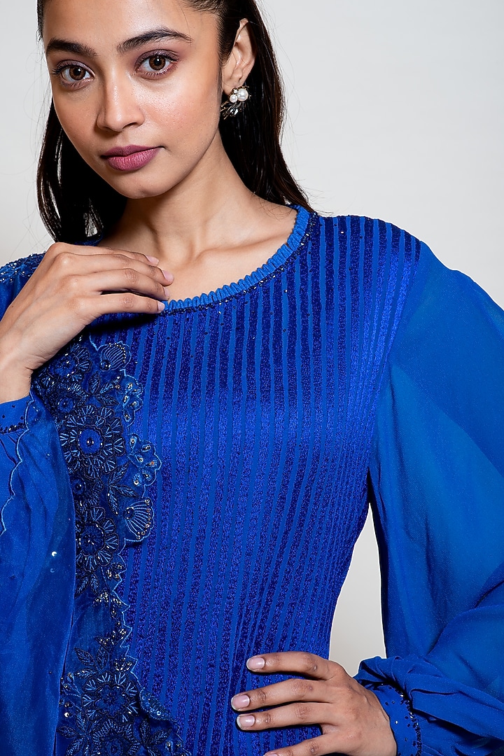 Electric Blue Georgette Kurta Set by Smriti by Anju Agarwal at Pernia's Pop Up Shop