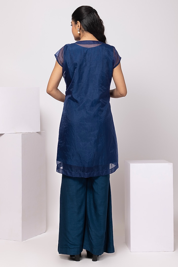 Navy Blue Silk Leaf Embroidered Co-ord Set by Smriti by Anju Agarwal at Pernia's Pop Up Shop
