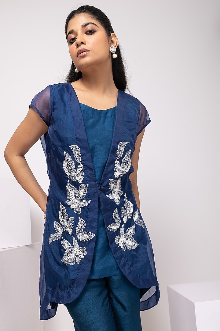 Navy Blue Silk Leaf Embroidered Co-ord Set by Smriti by Anju Agarwal at Pernia's Pop Up Shop