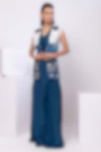 Blue Satin Organza Ombre Jacket Set by Smriti by Anju Agarwal at Pernia's Pop Up Shop