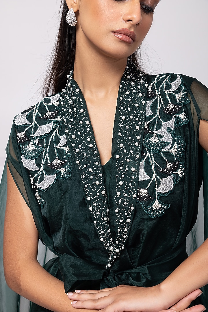 Dark Green Organza Cutdana Embellished Cape Set by Smriti by Anju Agarwal at Pernia's Pop Up Shop