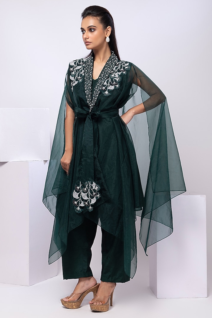 Dark Green Organza Cutdana Embellished Cape Set by Smriti by Anju Agarwal at Pernia's Pop Up Shop